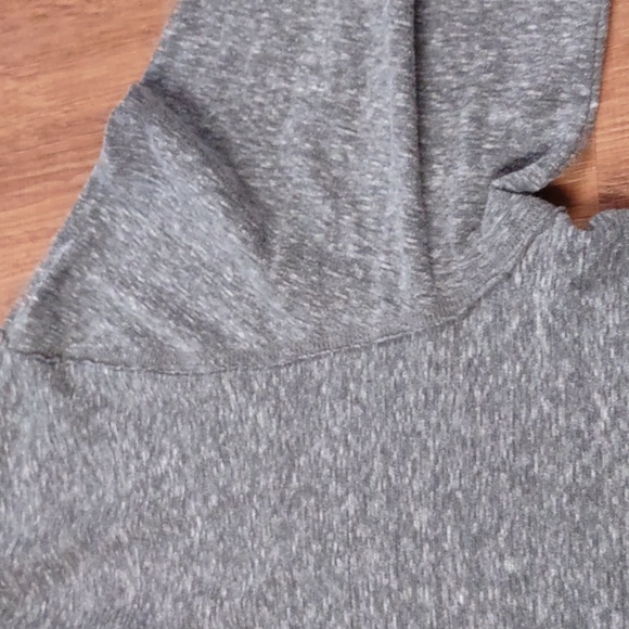 Men's lightweight hoodie with front pouch - Picture 8 of 10